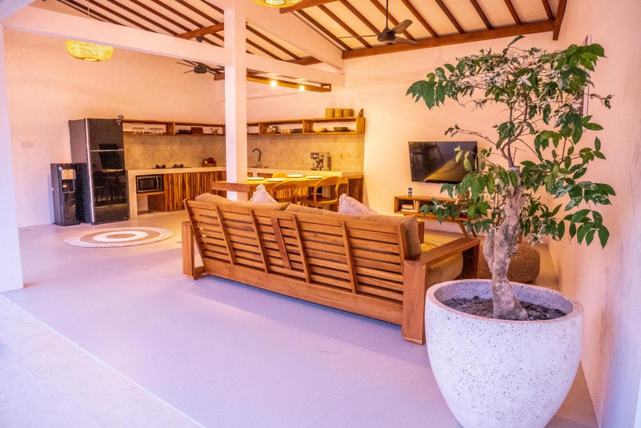 Palm Merah Villas - Private Pool (Adults Only) Selong Belanak Exterior photo